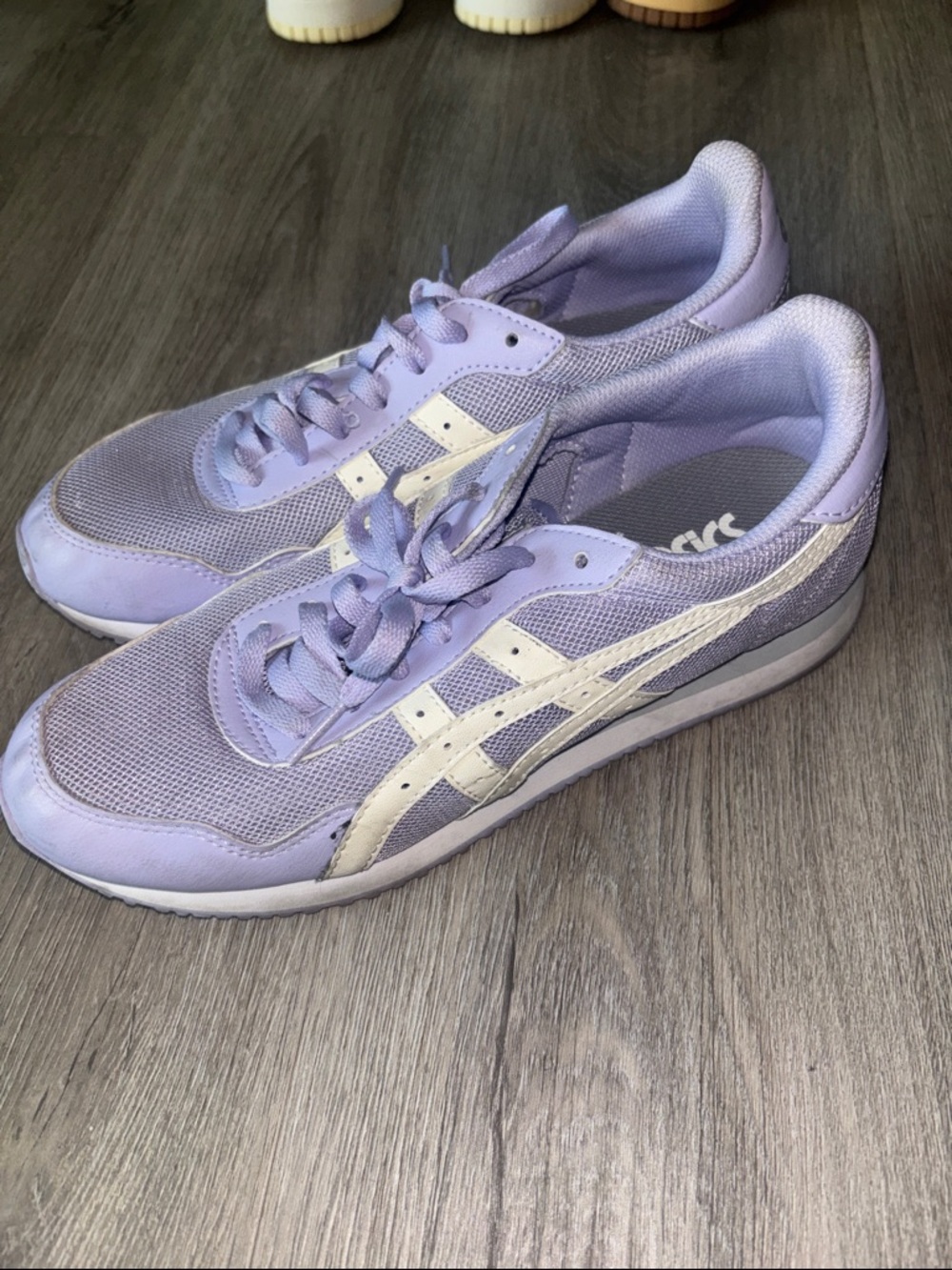 ASICS Tiger Runner light purple Sneakers with White Stripes